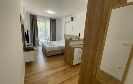 Studio apt Budva Center for yearly rent*